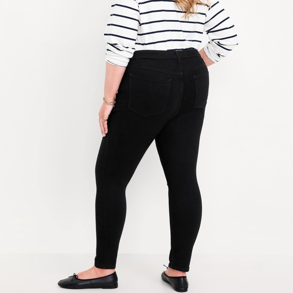 ✨NEW✨ Old Navy Women's High Rise Rockstar Black Super Skinny Jeans - Picture 2 of 7